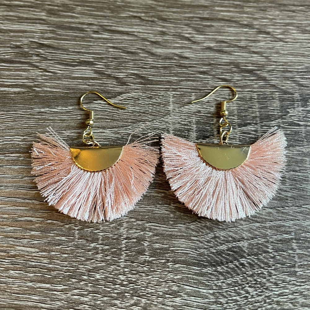 3 for $25 Handmade Gold & Pink Dangle Earrings - Picture 1 of 1